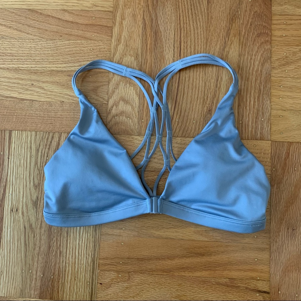 Victoria’s Secret Sports Bra Size Medium
